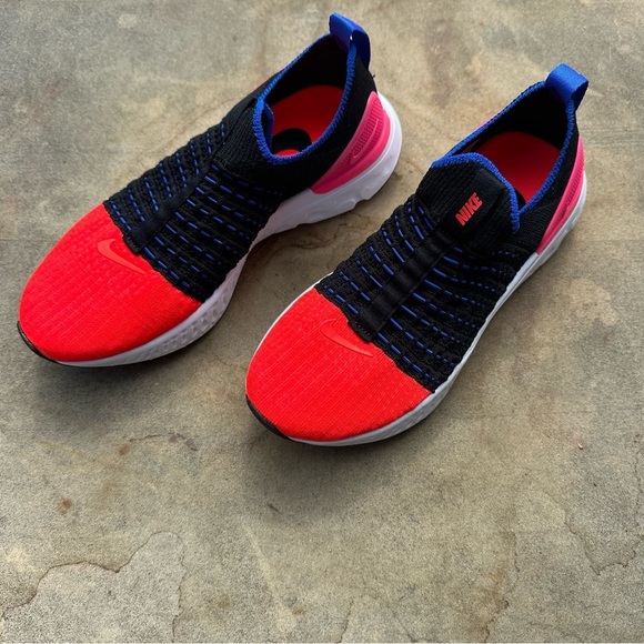 Nike Epic Phantom Run Flyknit 2 Road No Lace Running Shoes Women's 6.5 NWOB - Picture 2 of 9